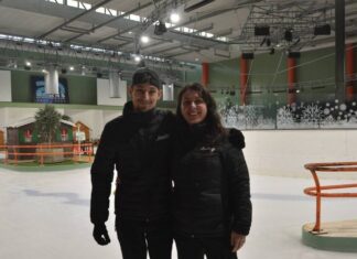 Freestyle, Ice Cross, saut en hauteur… À Cholet, Glisséo promet du spectacle sur la patinoire